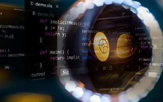 香港 api php源码,下载的php源码怎么运行呢？